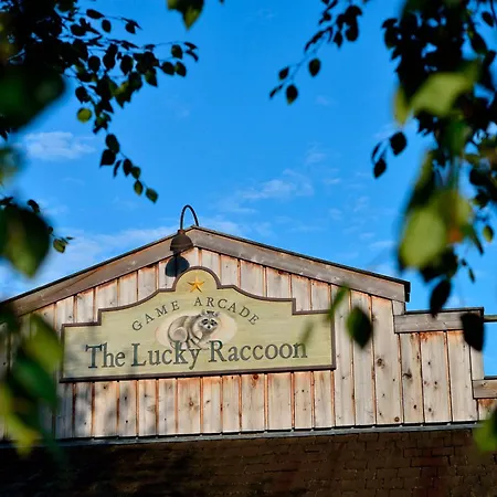 Davy Crockett Ranch Aparthotel