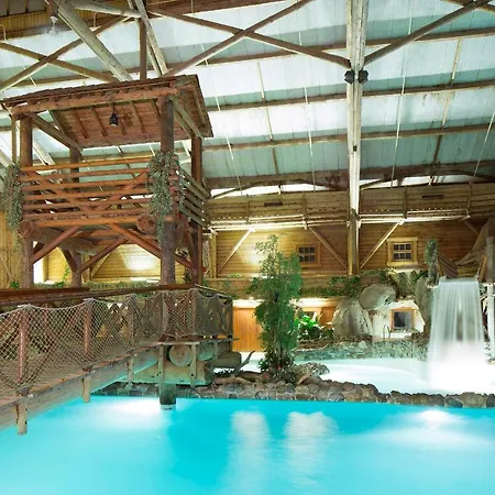 Davy Crockett Ranch Aparthotel 4*