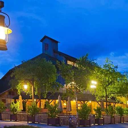 Davy Crockett Ranch 4*