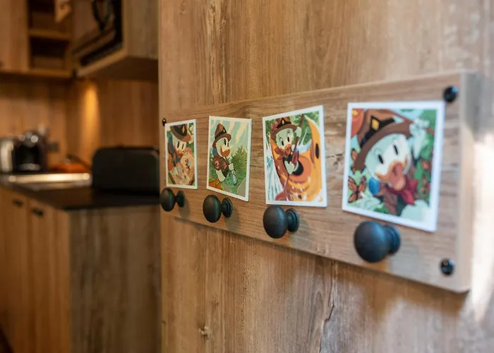 Davy Crockett Ranch Aparthotel